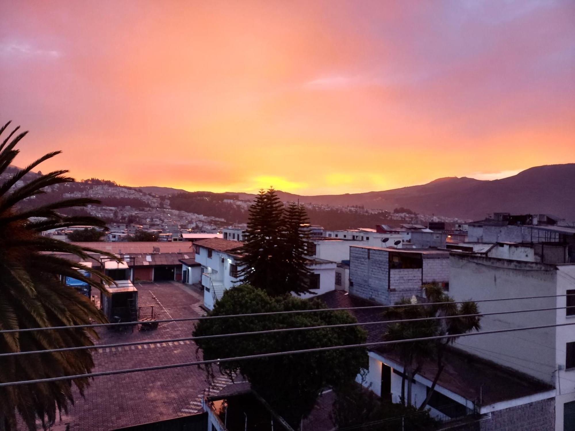 El Vergel Norte Quito Ngoại thất bức ảnh